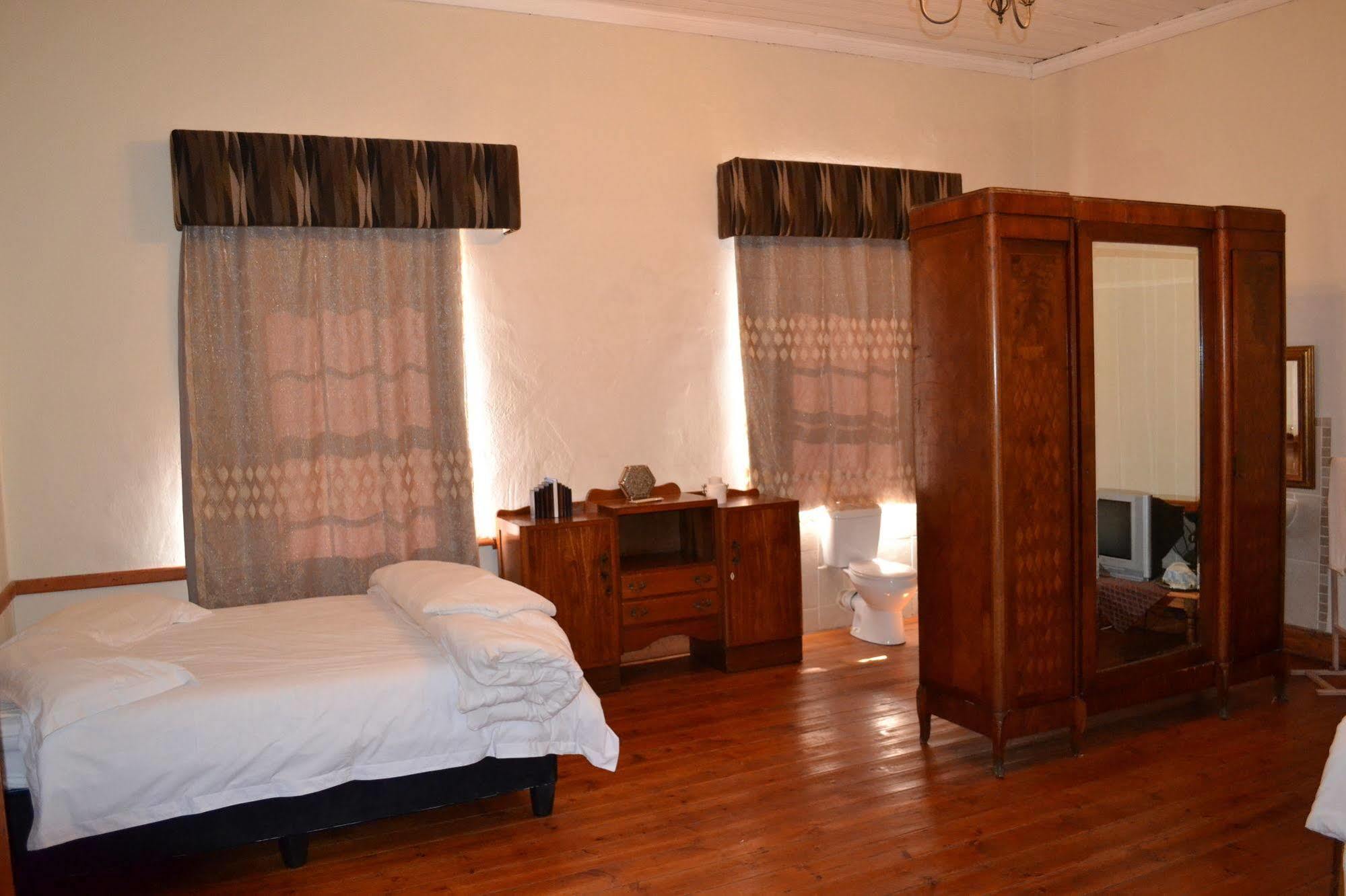 Schulteheim Hotel Uniondale  Zewnętrze zdjęcie